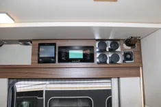 Bild 19 Eura Mobil Integra 890 QB Sondermodell