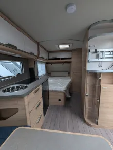 Fahrzeugbild Knaus Südwind 450 FU 60 YEARS #8