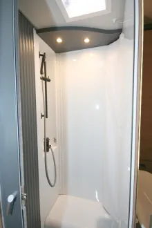 Fahrzeugbild Knaus L!VE TI 650 MEG Platinum Selection #25