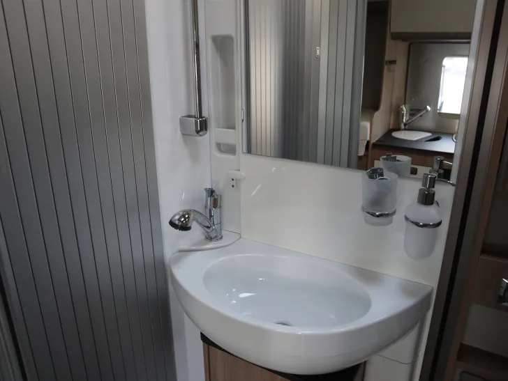 Fahrzeugbild Laika Ecovip L 2009 MODELL 2025 / TOP PREIS ! #33