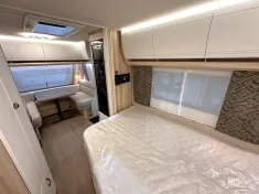 Bild 15 Hobby De Luxe 495 WFB 2024 AUSGESTELLT 1800 kg