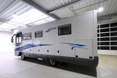Bild 4 Carthago Mega Liner 67 BRQ/M.A.N/Queensbett/2xKlima/Solar