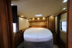 Bild 17 Carthago Mega Liner 67 BRQ/M.A.N/Queensbett/2xKlima/Solar