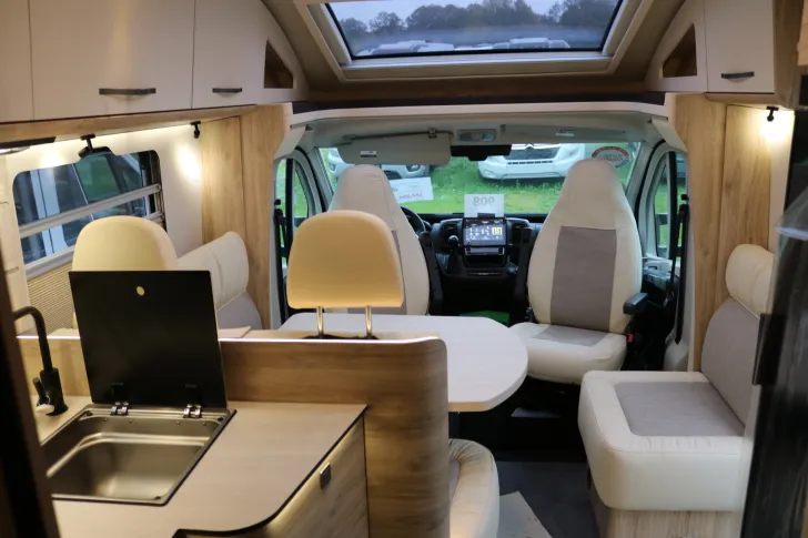 Fahrzeugbild Eura Mobil Profila T 720 EB Automatik -180 PS #18