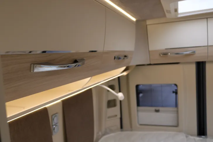 Fahrzeugbild Eura Mobil Van 595 HB AT9G+Markise+Sunroof #14