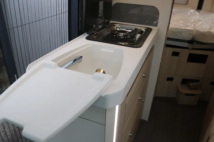 Fahrzeugbild Eura Mobil Van 595 HB AT9G+Markise+Sunroof #23