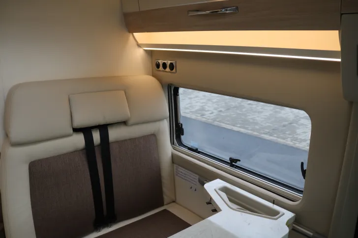 Fahrzeugbild Eura Mobil Van 595 HB AT9G+Markise+Sunroof #24