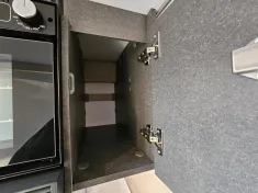 Bild 29 Hymer ML-T 580 Topausstattung Leder Moreno