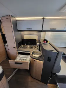 Fahrzeugbild Knaus L!VE TI 650 MF Platinum Selection 140 PS Schalter #12
