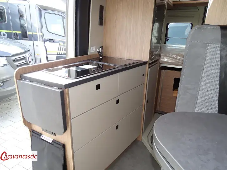 Fahrzeugbild Pössl D-LINE 2WIN R PLUS #9