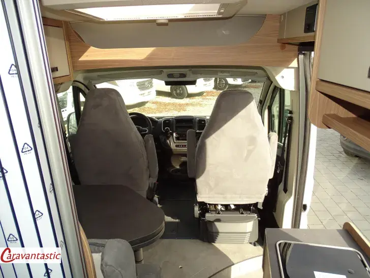 Fahrzeugbild Pössl D-LINE 2WIN R PLUS #11
