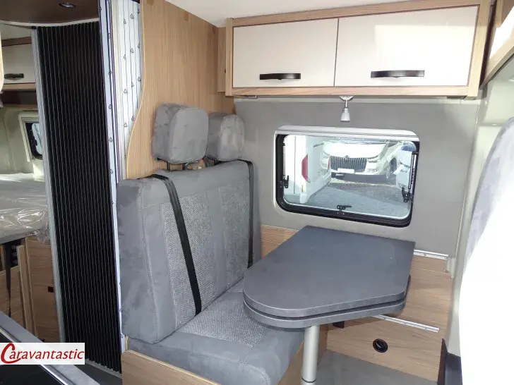 Fahrzeugbild Pössl D-LINE 2WIN R PLUS #13