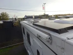 Bild 3 Dethleffs Trend T 7057 DBM Unfallschaden