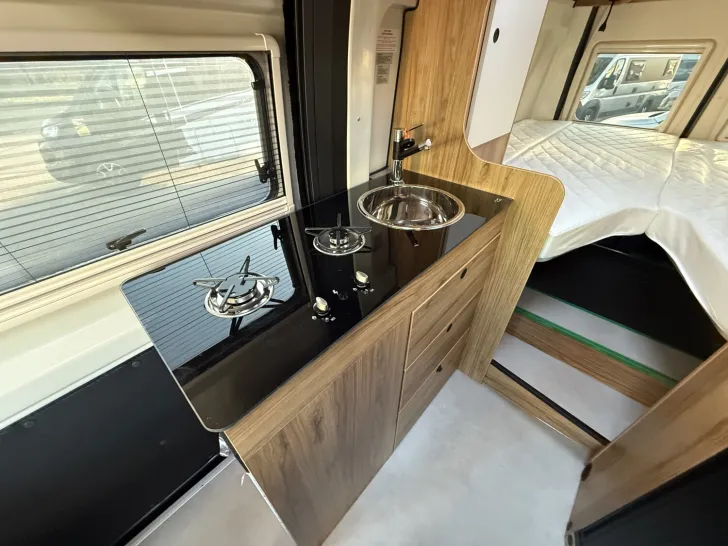 Fahrzeugbild Karmann Mobil Dexter DE 600 Automatik Gestell 35H Concept #9