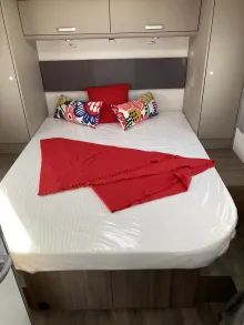 Fahrzeugbild Carado T 449 EDITION25 Queensbett #17