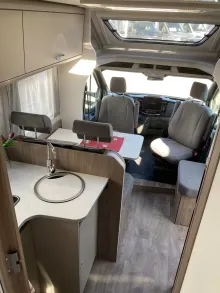 Fahrzeugbild Carado T 449 EDITION25 Queensbett #10