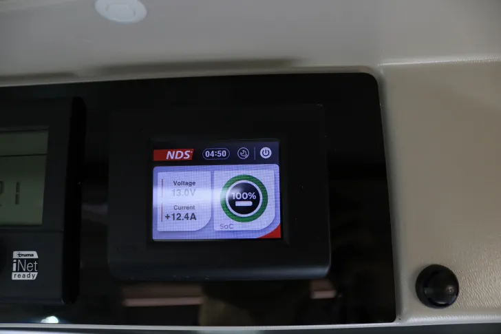 Fahrzeugbild Eura Mobil Van 635 EB AT9G+Sunroof+Solar+Markise #23
