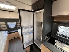 Bild 15 Hobby Maxia 585 UL 2.000 kg Auflastung, LM-Felgen