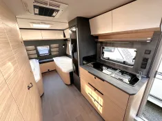 Bild 16 Hobby Maxia 585 UL 2.000 kg Auflastung, LM-Felgen