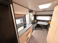 Bild 17 Hobby Maxia 585 UL 2.000 kg Auflastung, LM-Felgen