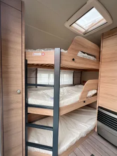 Bild 18 Knaus Südwind 540 FDK 60 Years