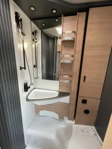 Fahrzeugbild Knaus L!VE TI 650 MEG Platinum Selection Live TI #13