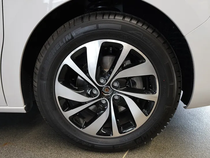 Fahrzeugbild Pössl M 145 #9