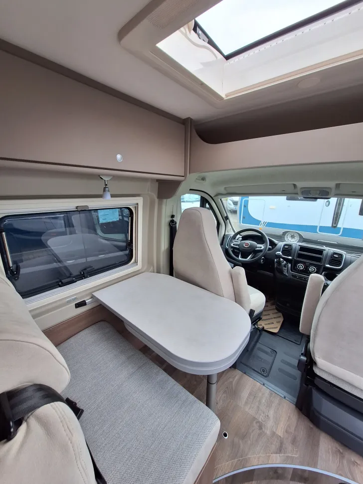 Fahrzeugbild Carado pro CV 640 #5