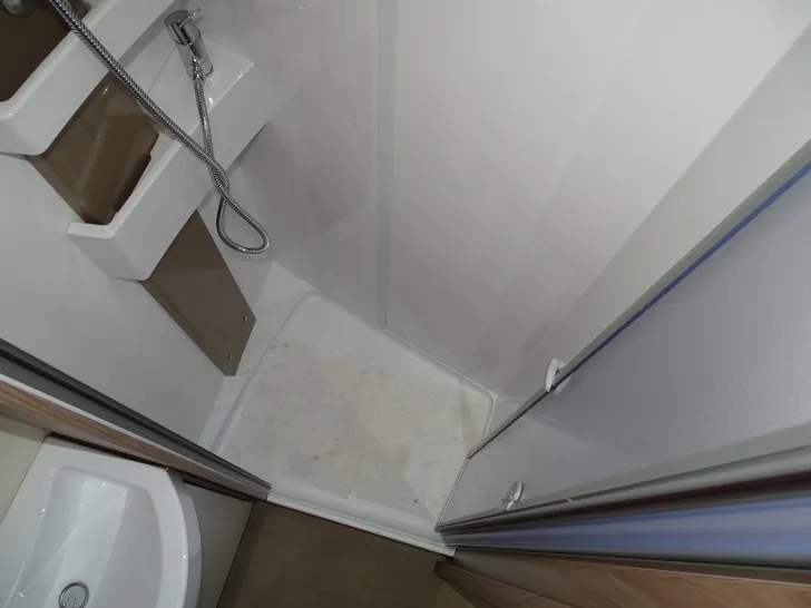 Fahrzeugbild Bürstner LYSEO TD HL 728 G FREISTAAT #13