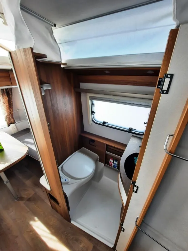 Fahrzeugbild Hymer Eriba Touring 560 Verfüg./Sparen Sie 8.950,- € #18