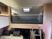 Fahrzeugbild Weinsberg CaraHome 600 DKG - Alkoven & Stockbetten #18