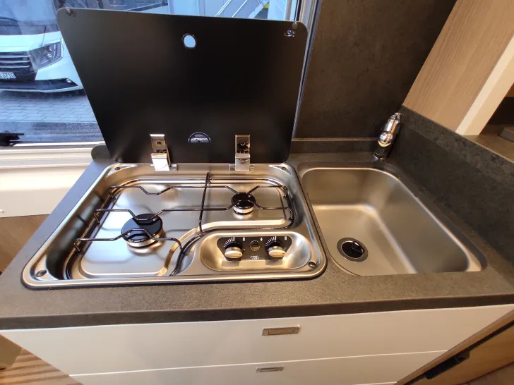 Fahrzeugbild Malibu Van Diversity 640 LE K charming GT skyview #10