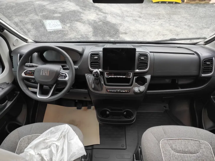 Fahrzeugbild Malibu Van Diversity 640 LE K charming GT skyview #15