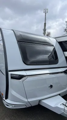Frontal Vorne Knaus Südwind 650 PXB