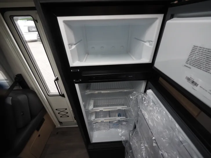 Fahrzeugbild Sunlight T 68 C Adventure Edition, Markise, Radtr. uvm. #10