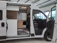 Bild 8 Forster VAN V 541 HB YOUNGSTER, OFFICE XL, RFK, Radio
