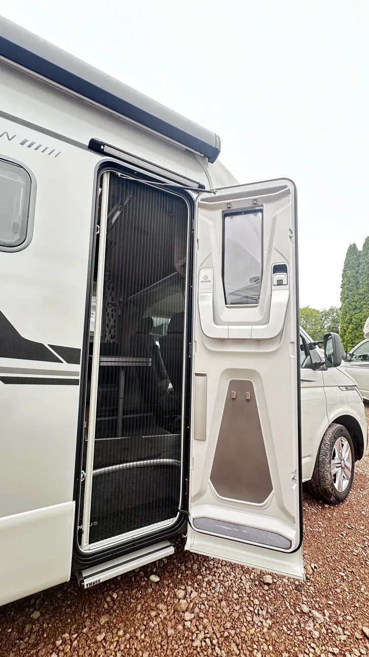 Fahrzeugbild Knaus Tourer VAN 500 MQ Mietfahrzeug Verfügbar 11.2026 #5