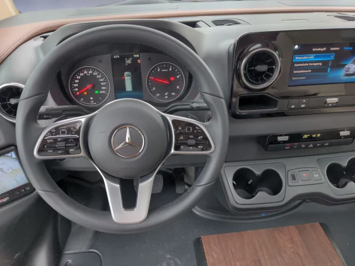 Fahrzeugbild Carthago C-LINE I 6.2 XL MB QB #7