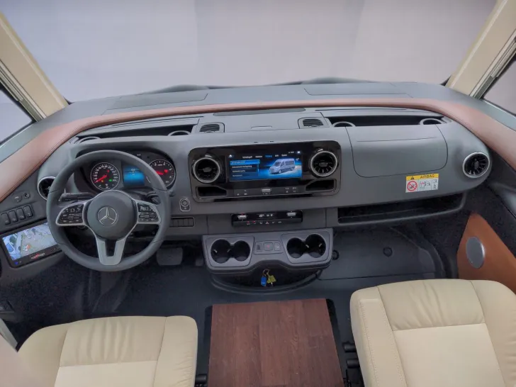 Fahrzeugbild Carthago C-LINE I 6.2 XL MB QB #9