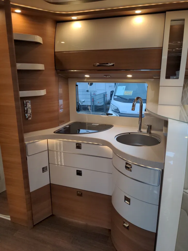 Fahrzeugbild Carthago C-LINE I 6.2 XL MB QB #12