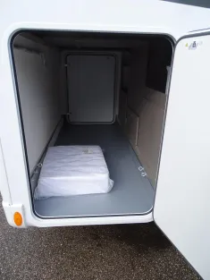 Bild 13 LMC TOURER FORD H 664 G
