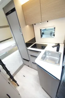 Fahrzeugbild Bürstner Campeo TD 676 G SAT-Antenne, 240 Ah Lithium #9