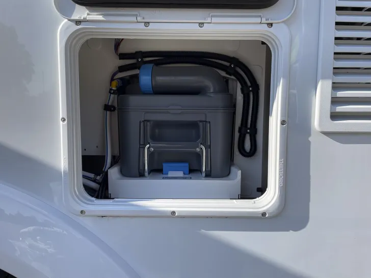 Fahrzeugbild Carado T447 pro+ *Hubbett*Rückfahrkamera* #11