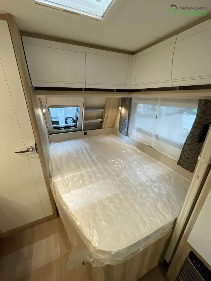 Fahrzeugbild Hobby De Luxe 460 UFe InterCaravaning Modell 2025 / Mover / Fahrradträger #10
