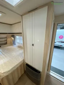 Fahrzeugbild Hobby De Luxe 460 UFe InterCaravaning Modell 2025 / Mover / Fahrradträger #11