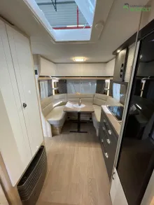 Fahrzeugbild Hobby De Luxe 460 UFe InterCaravaning Modell 2025 / Mover / Fahrradträger #14