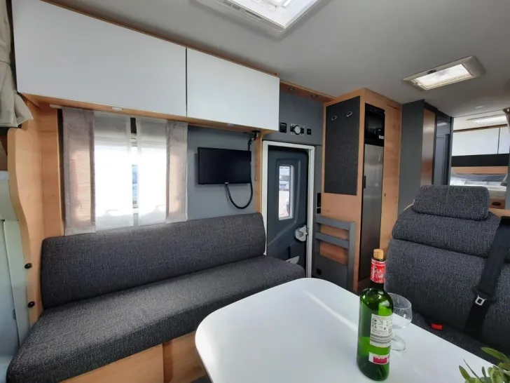 Fahrzeugbild Dethleffs XL Family A 7872-2 Sparen Sie 7.474,- € #7