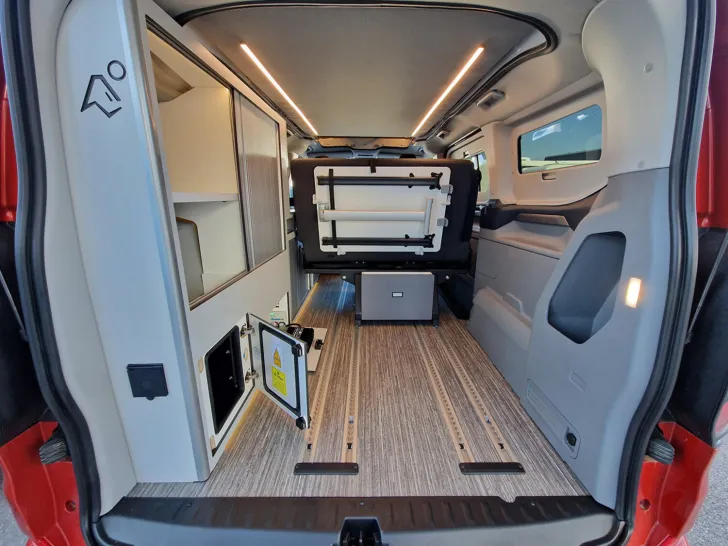 Fahrzeugbild Panama Peak P10+ Allrad*ACC*AHK*Alus*Solar*Allwetter #12