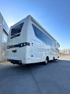 Bild 3 Concorde Charisma 850L