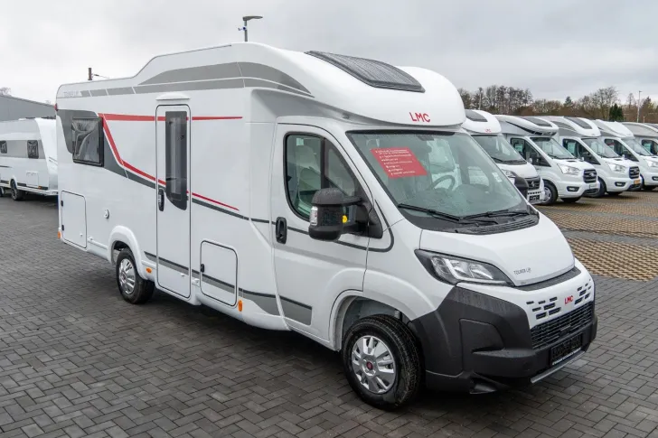 Fahrzeugbild LMC Tourer Lift H 630 *Mj25*fr.Längsbett*Hubbett* #1